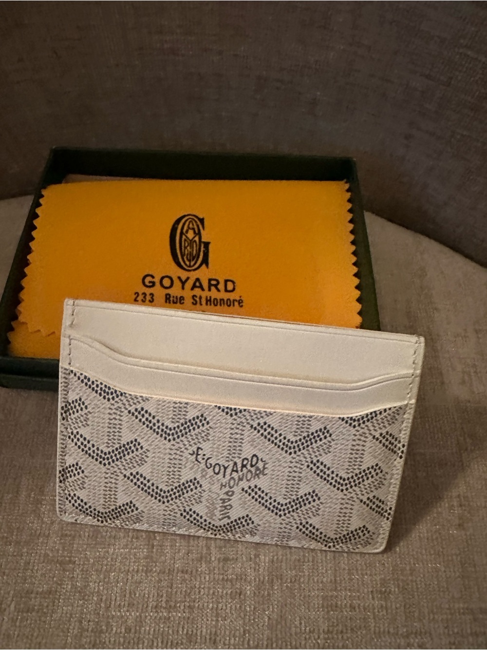White/Beige Card Holder